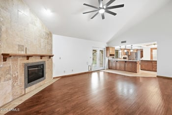 1023 E Derby Dr, Tempe, AZ 85284