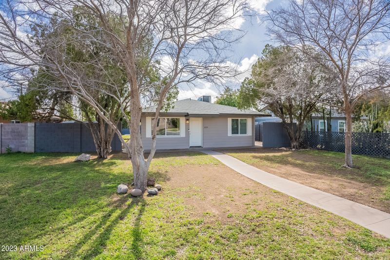 1023 E Mariposa St, Phoenix, AZ 85014