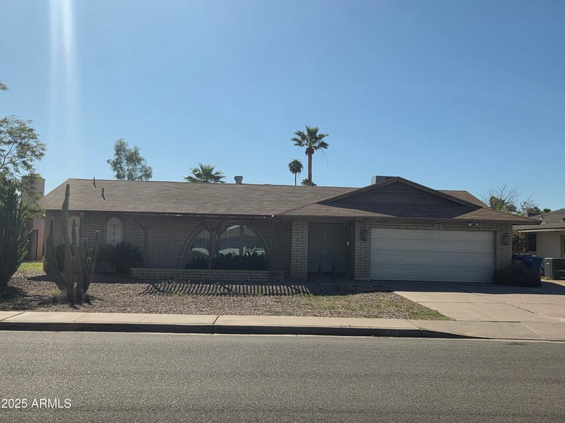 1023 Watson Dr, Tempe, AZ 85283