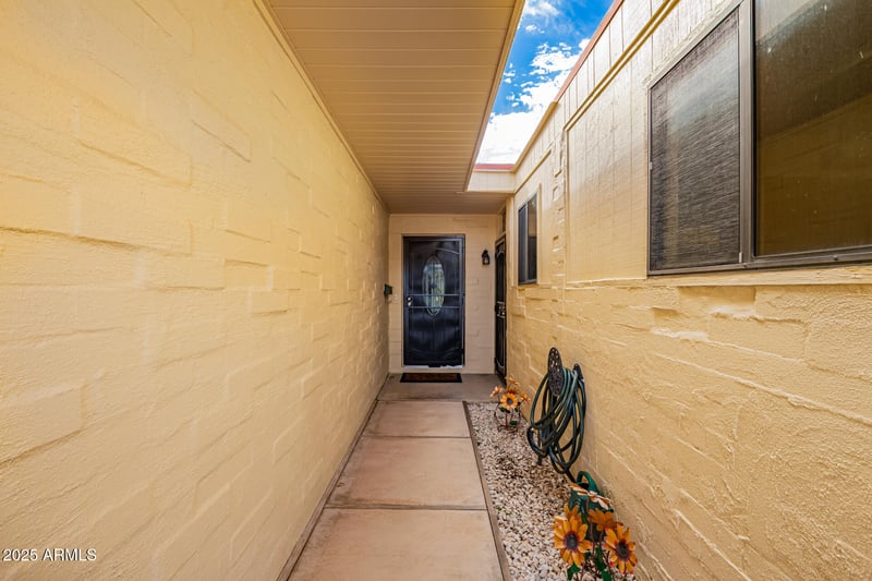 10230 106th Dr, Sun City, AZ 85351