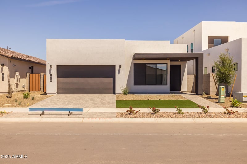 10230 Utah Ave, Mesa, AZ 85212