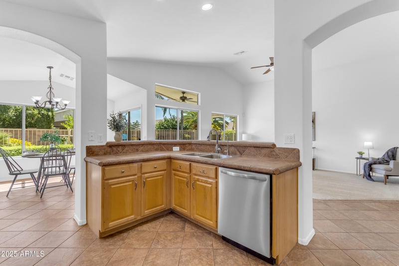 10231 Olla Ave, Mesa, AZ 85212