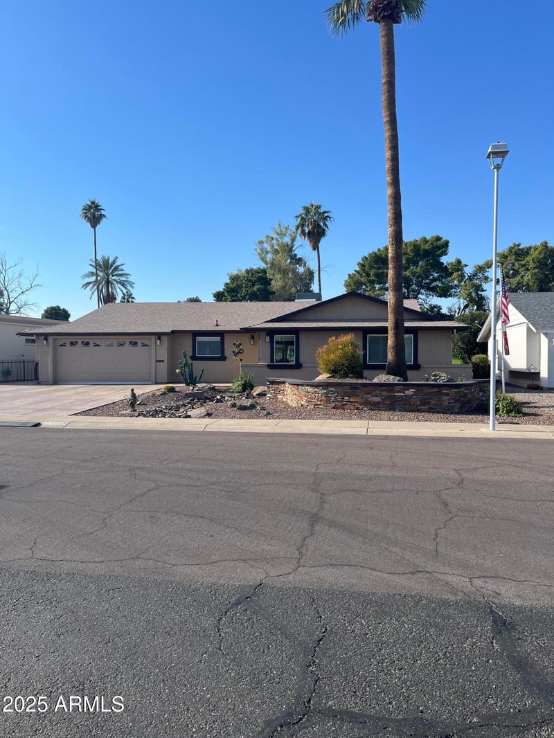 10232 109th Ave, Sun City, AZ 85351