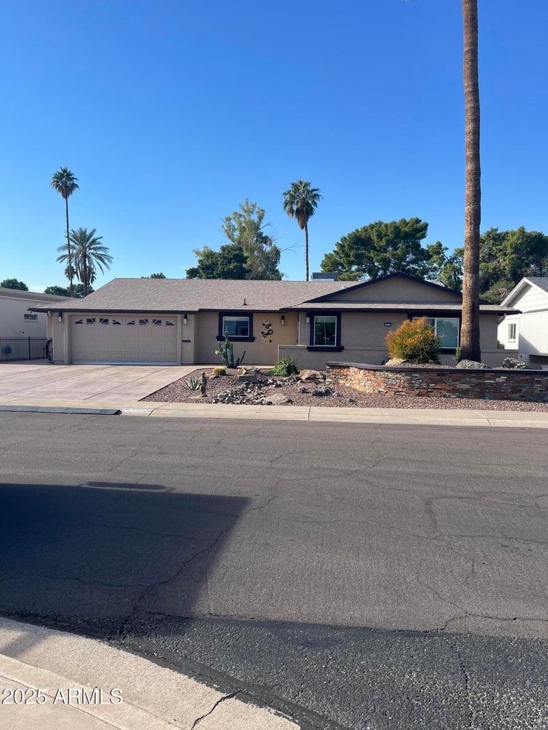 10232 109th Ave, Sun City, AZ 85351