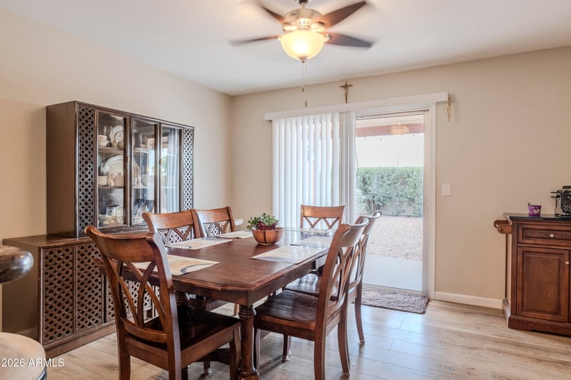 10233 Navajo Pl, Sun Lakes, AZ 85248
