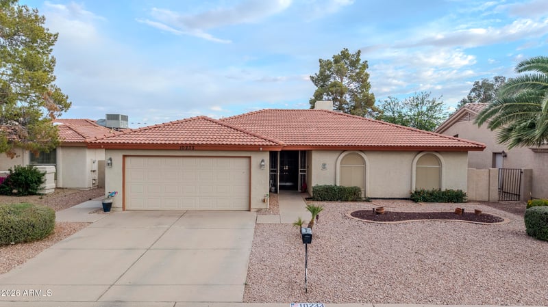 10233 Navajo Pl, Sun Lakes, AZ 85248