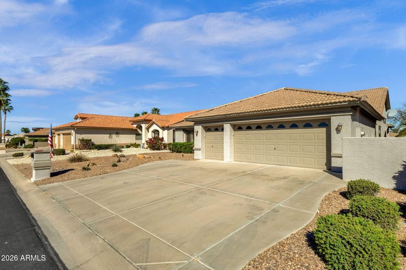 10234 E Arrowvale Dr, Sun Lakes, AZ 85248