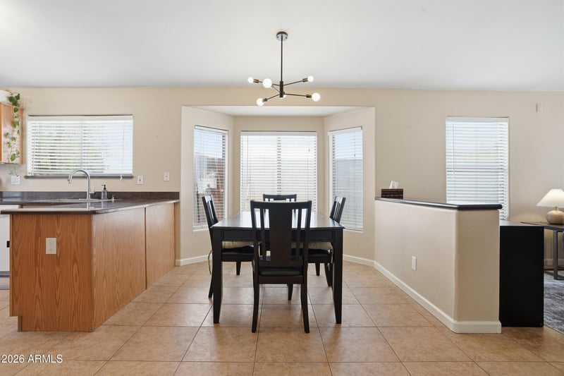10234 Calypso Ave, Mesa, AZ 85208