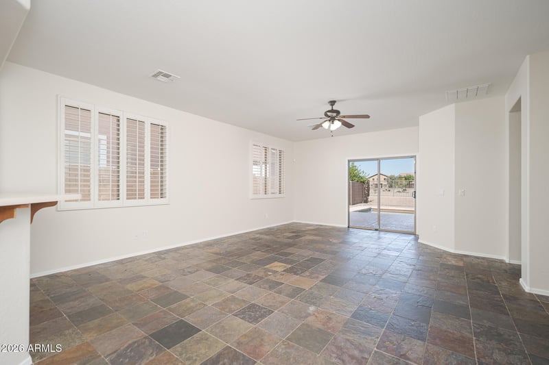 10234 Hammond Ln, Tolleson, AZ 85353