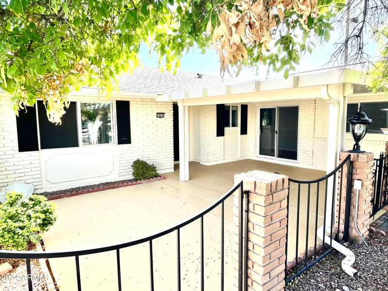 10235 108th Dr, Sun City, AZ 85351