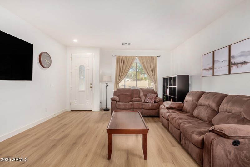 10236 182nd Ave, Goodyear, AZ 85338