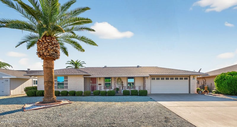 10237 Burns Dr, Sun City, AZ 85351