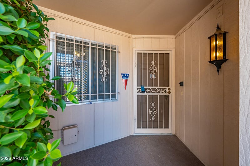 10237 W Campana Dr, Sun City, AZ 85351