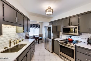 10238 Campana Dr, Sun City, AZ 85351