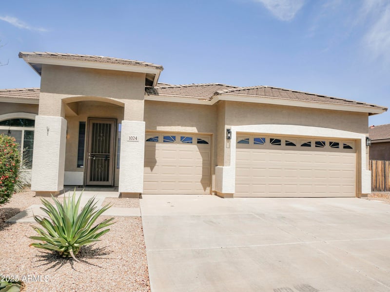 1024 Ayrshire Trl, San Tan Valley, AZ 85143