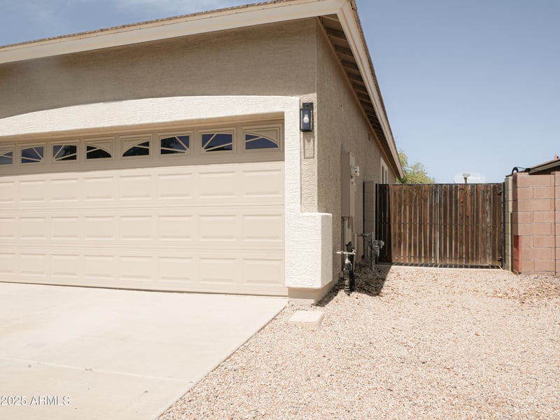 1024 Ayrshire Trl, San Tan Valley, AZ 85143