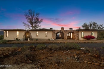 1024 E Saddle Mountain Rd, Phoenix, AZ 85086