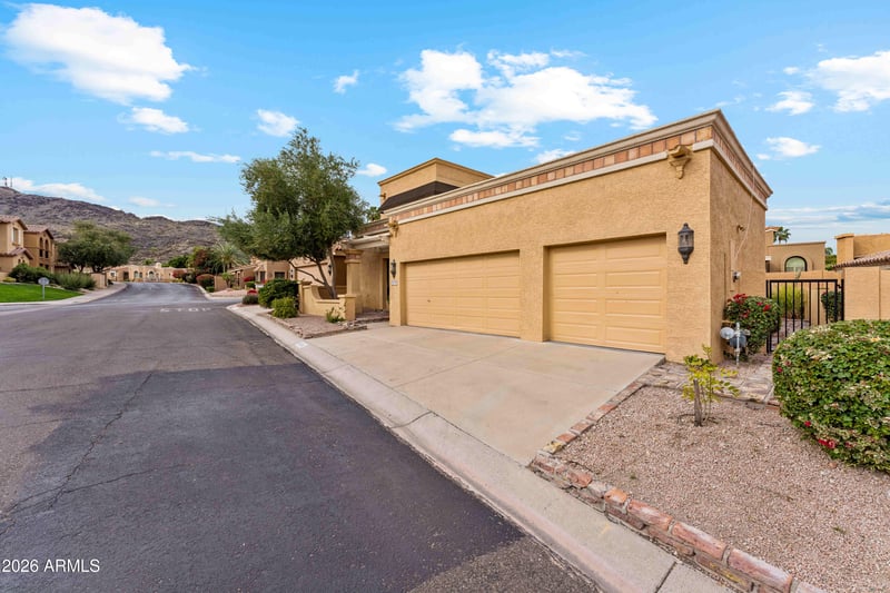 1024 E Sahuaro Dr, Phoenix, AZ 85020