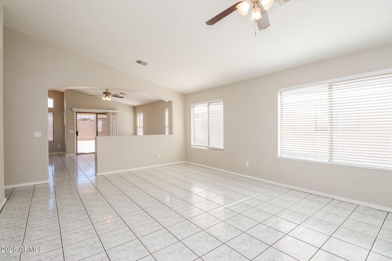 1024 E Santa Cruz Ln, Apache Junction, AZ 85119
