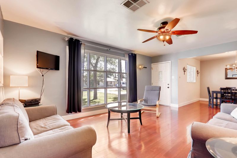 1024 E Tuckey Ln, Phoenix, AZ 85014