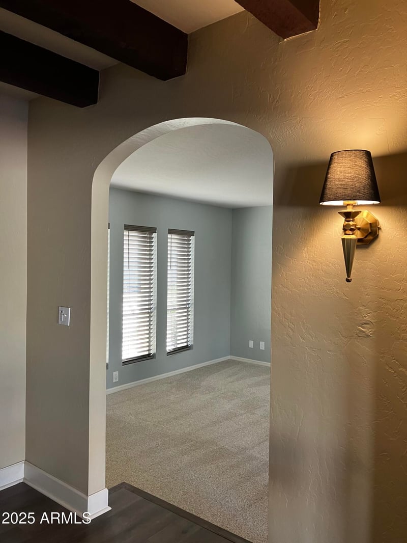 1024 Solar Dr, Phoenix, AZ 85021