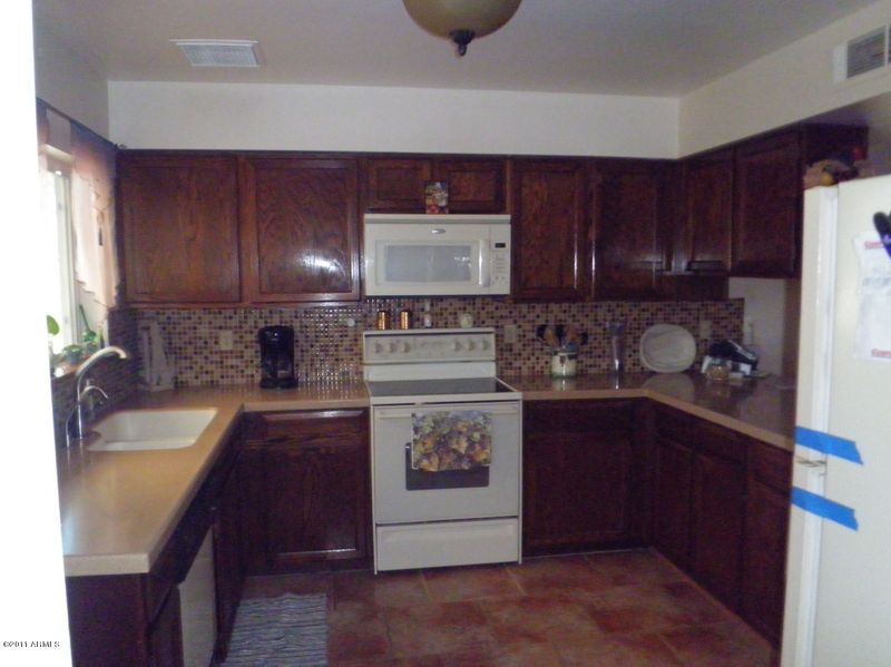 1024 W Carter Dr, Tempe, AZ 85282