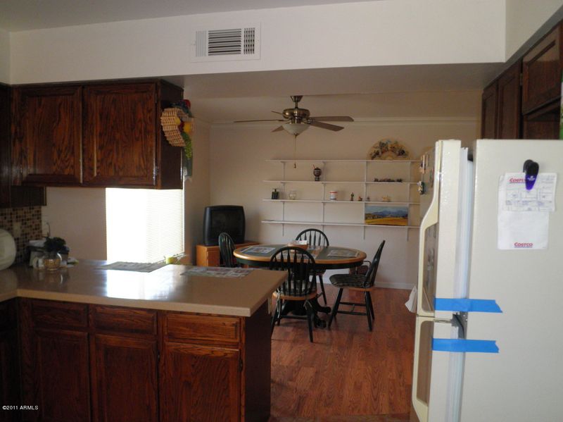1024 W Carter Dr, Tempe, AZ 85282