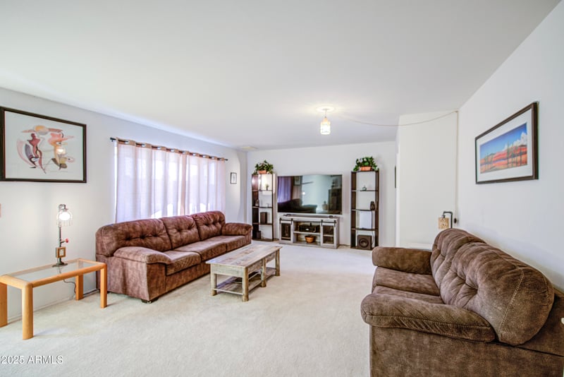 10240 Concord Ave, Sun City, AZ 85351