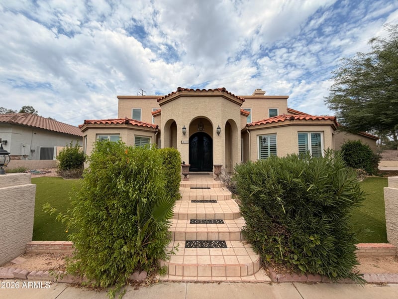 10240 E Cochise Dr, Scottsdale, AZ 85258