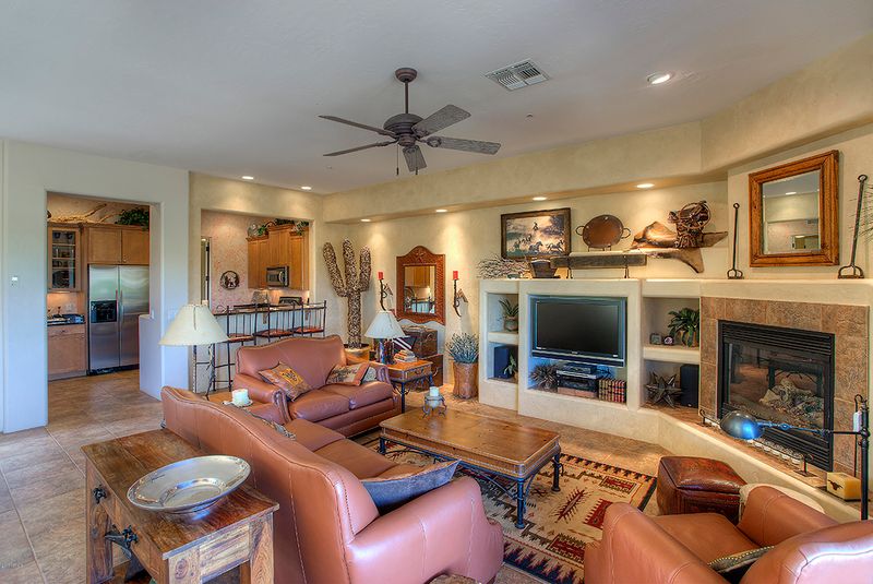 10240 E White Feather Ln, Scottsdale, AZ 85262