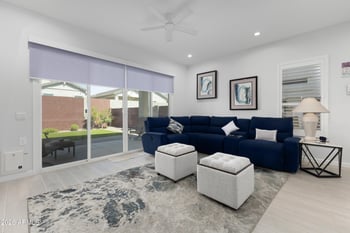10240 W Lone Cactus Dr, Peoria, AZ 85382