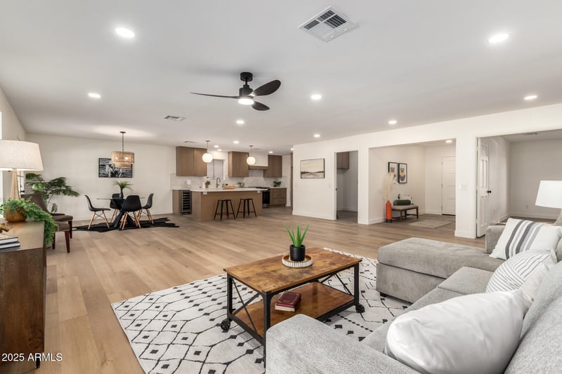 10242 Spring Creek Rd, Sun Lakes, AZ 85248