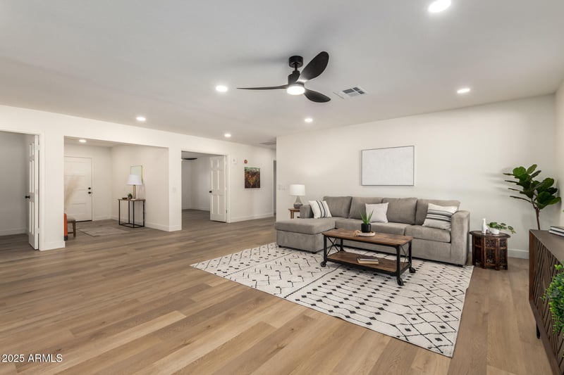 10242 Spring Creek Rd, Sun Lakes, AZ 85248