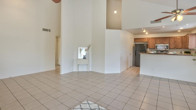 10243 N 66th Dr, Glendale, AZ 85302