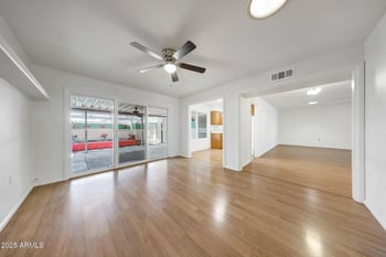 10246 Palmeras Dr, Sun City, AZ 85373