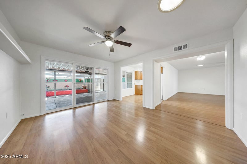 10246 Palmeras Dr, Sun City, AZ 85373