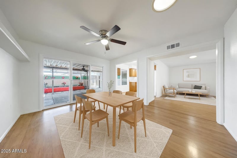 10246 Palmeras Dr, Sun City, AZ 85373