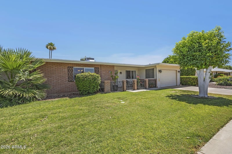 10247 108th Dr, Sun City, AZ 85351