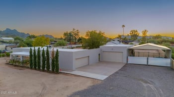10248 40th St, Phoenix, AZ 85028