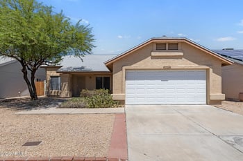 10248 W Medlock Dr, Glendale, AZ 85307