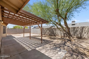 10248 W Medlock Dr, Glendale, AZ 85307