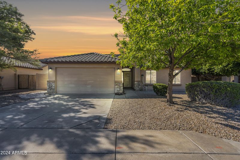 10249 E Dolphin Ave, Mesa, AZ 85208
