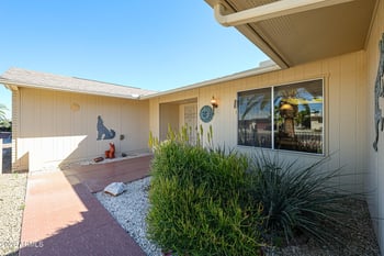 10249 Gulf Hills Dr, Sun City, AZ 85351