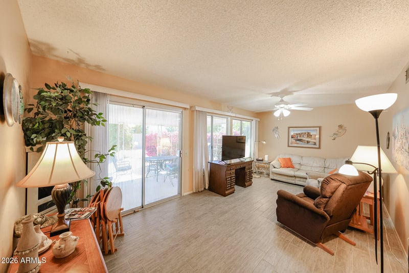 10249 Gulf Hills Dr, Sun City, AZ 85351