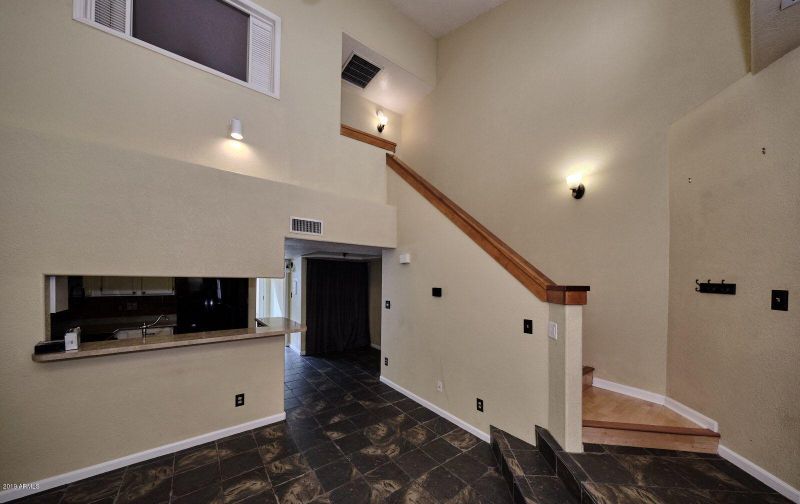 1025 E Highland Ave #14, Phoenix, AZ 85014
