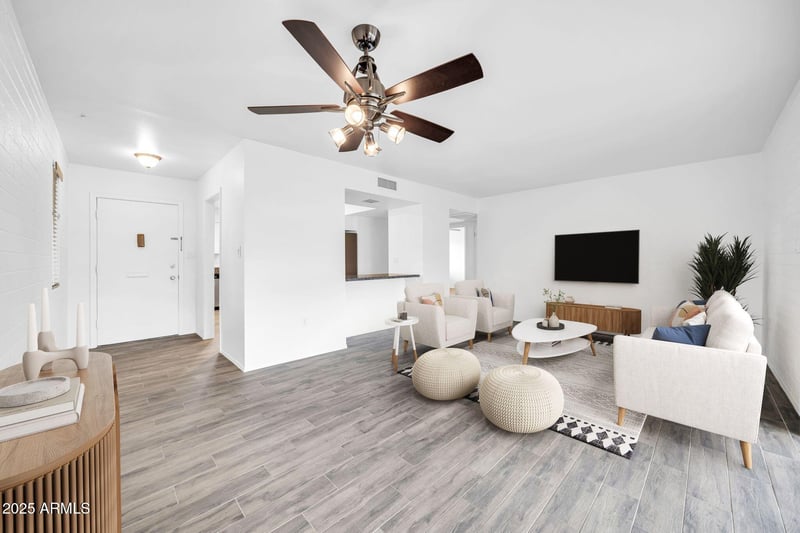10250 Snead Cir, Sun City, AZ 85351
