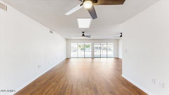 10251 Twin Oaks Dr, Sun City, AZ 85351