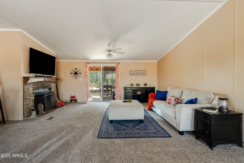 10255 Kristen Ln, San Tan Valley, AZ 85143