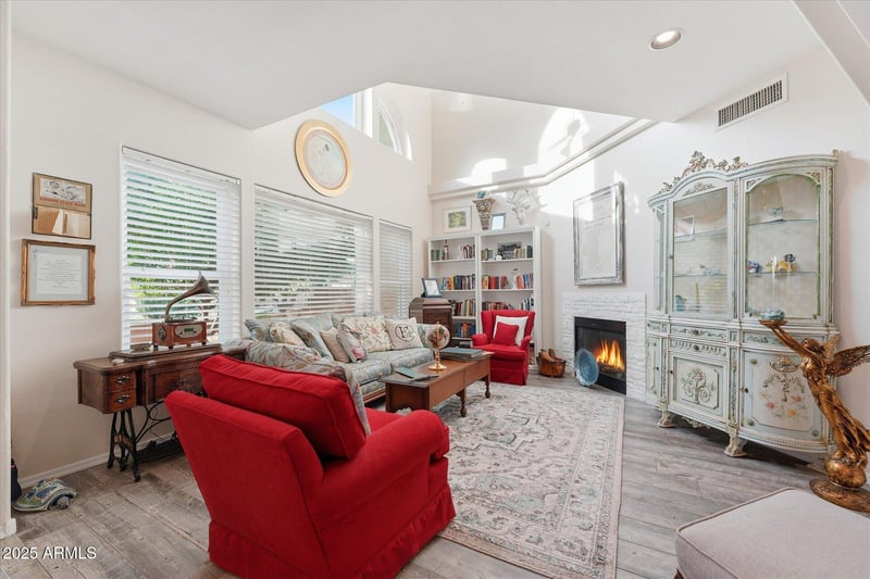 10256 12th Pl #2, Phoenix, AZ 85020