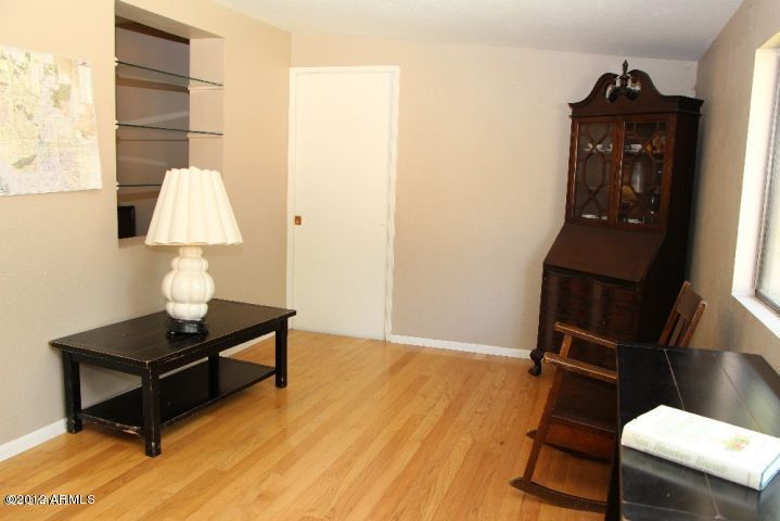 1026 E Keim Dr, Phoenix, AZ 85014